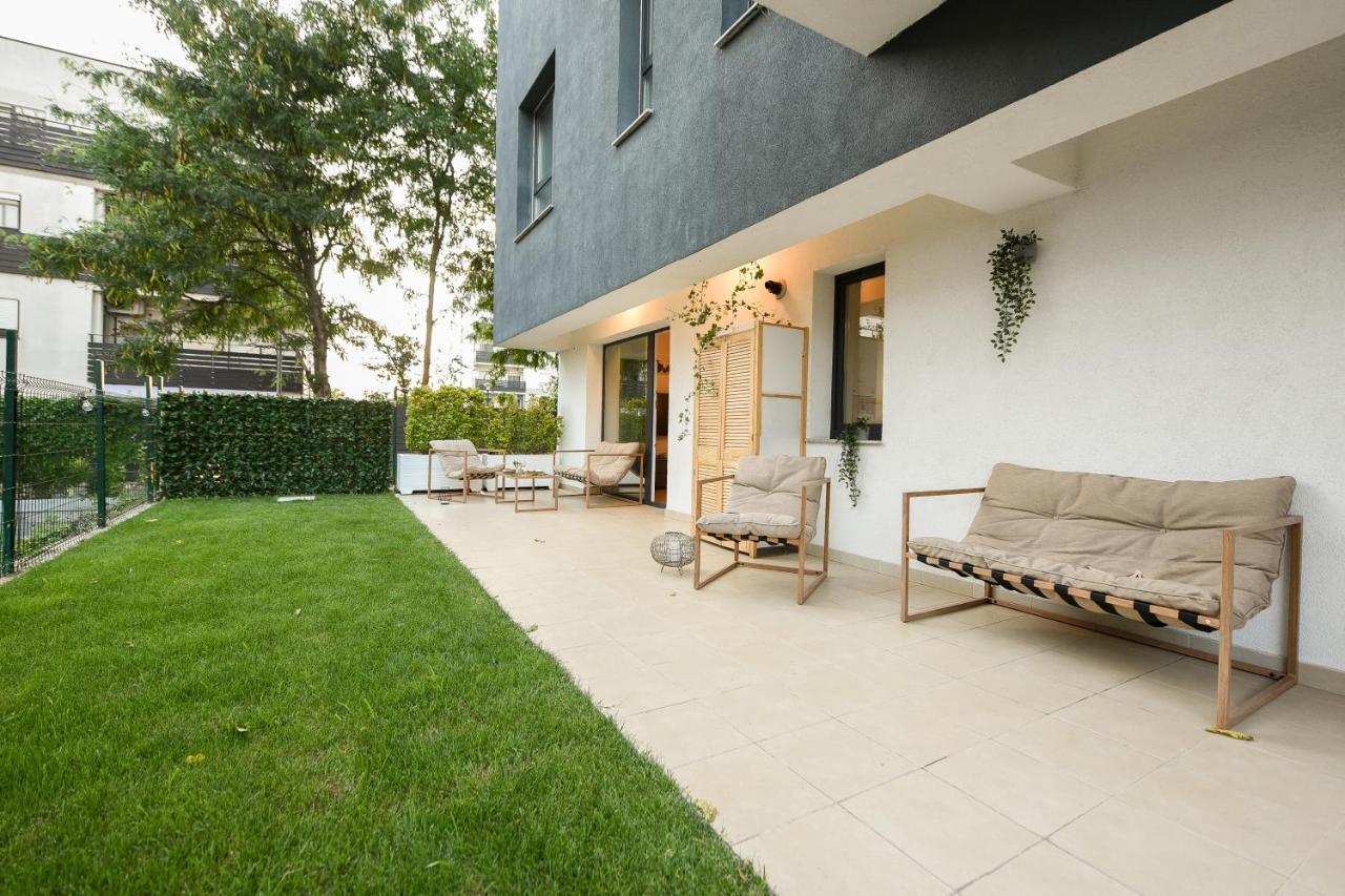 Vacation Feel - 2Br Apartment With Terrace & Private Parking In Baneasa Bucarest Exterior foto