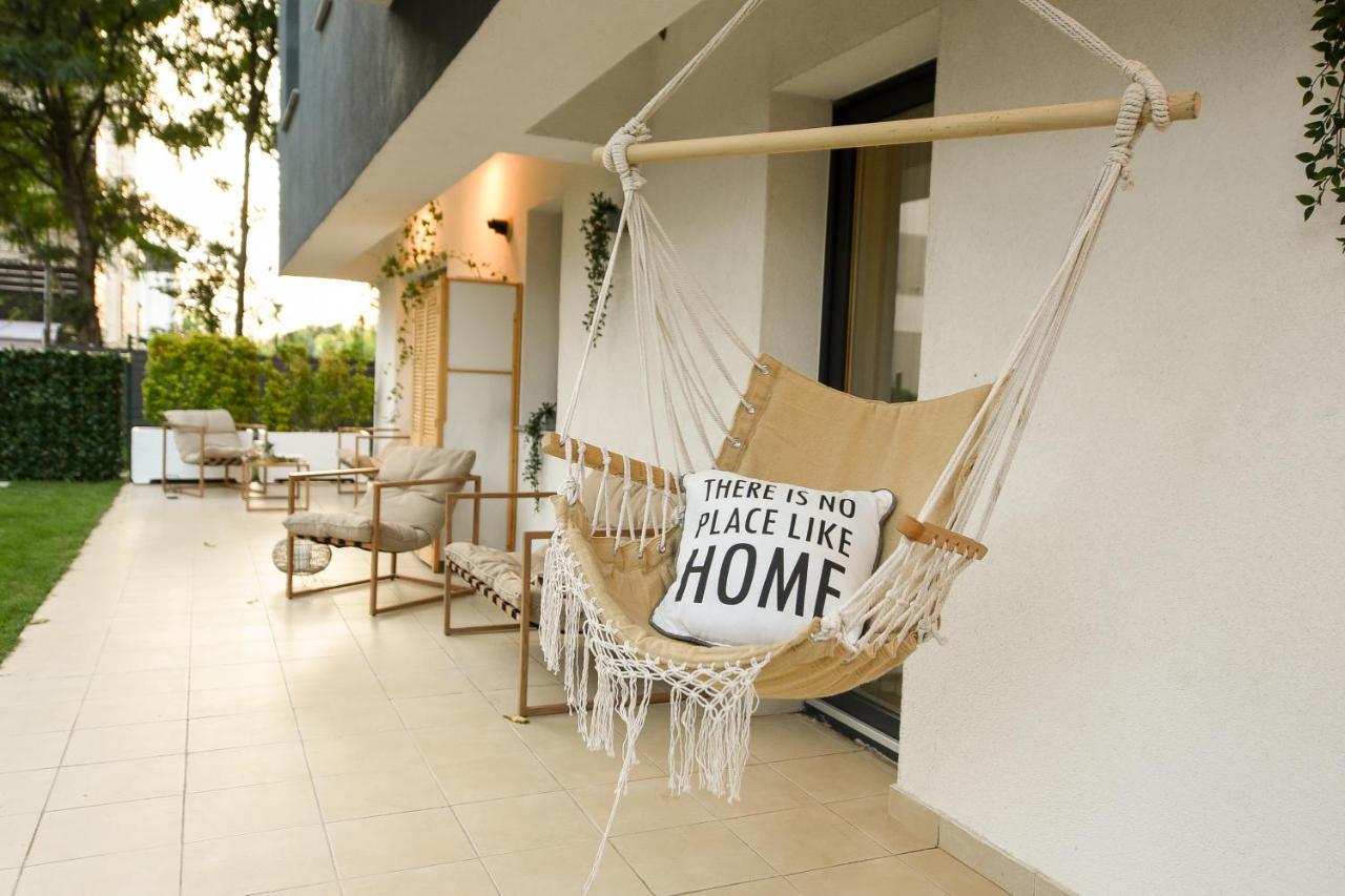Vacation Feel - 2Br Apartment With Terrace & Private Parking In Baneasa Bucarest Exterior foto
