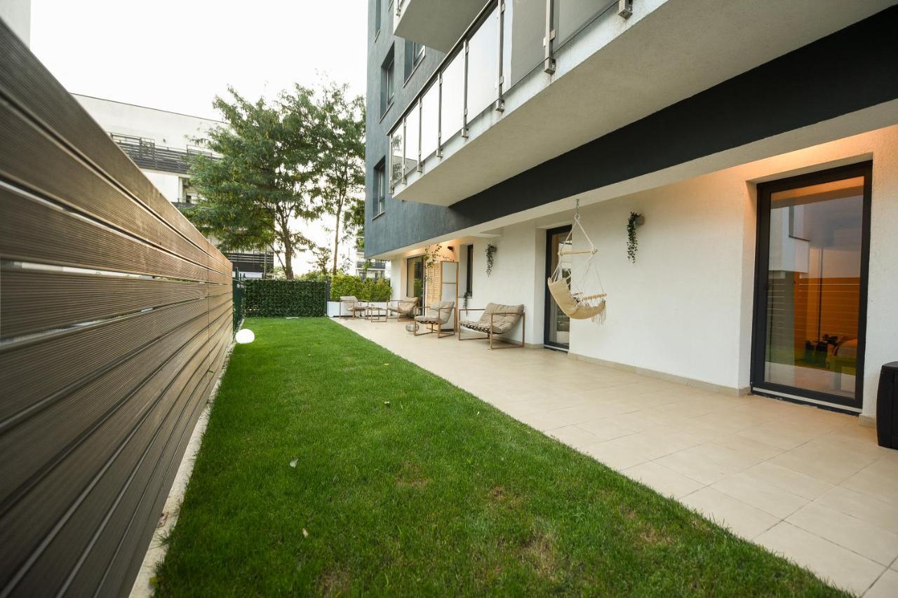 Vacation Feel - 2Br Apartment With Terrace & Private Parking In Baneasa Bucarest Exterior foto
