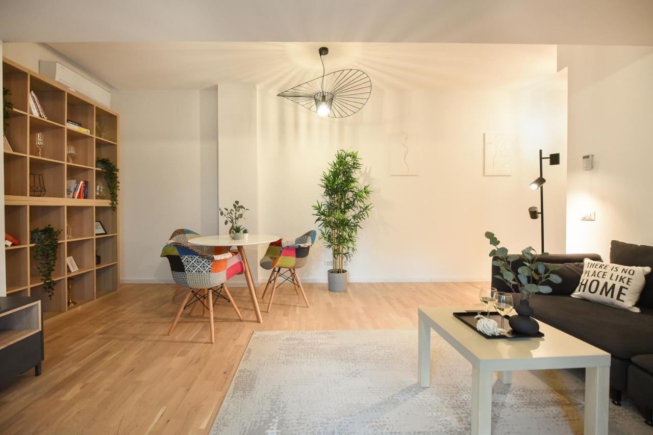 Vacation Feel - 2Br Apartment With Terrace & Private Parking In Baneasa Bucarest Exterior foto