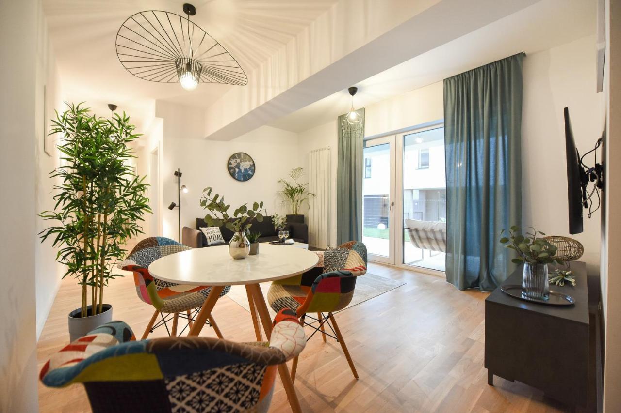 Vacation Feel - 2Br Apartment With Terrace & Private Parking In Baneasa Bucarest Exterior foto