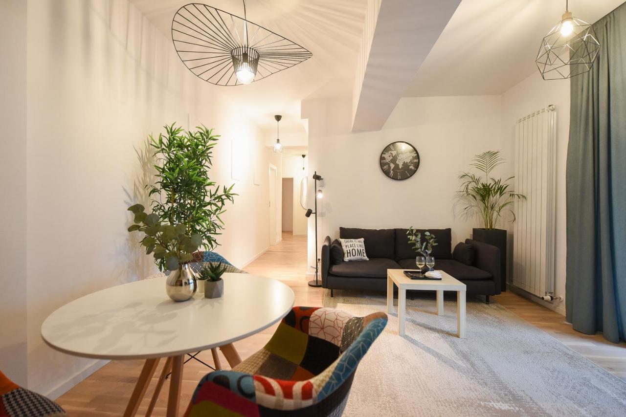 Vacation Feel - 2Br Apartment With Terrace & Private Parking In Baneasa Bucarest Exterior foto