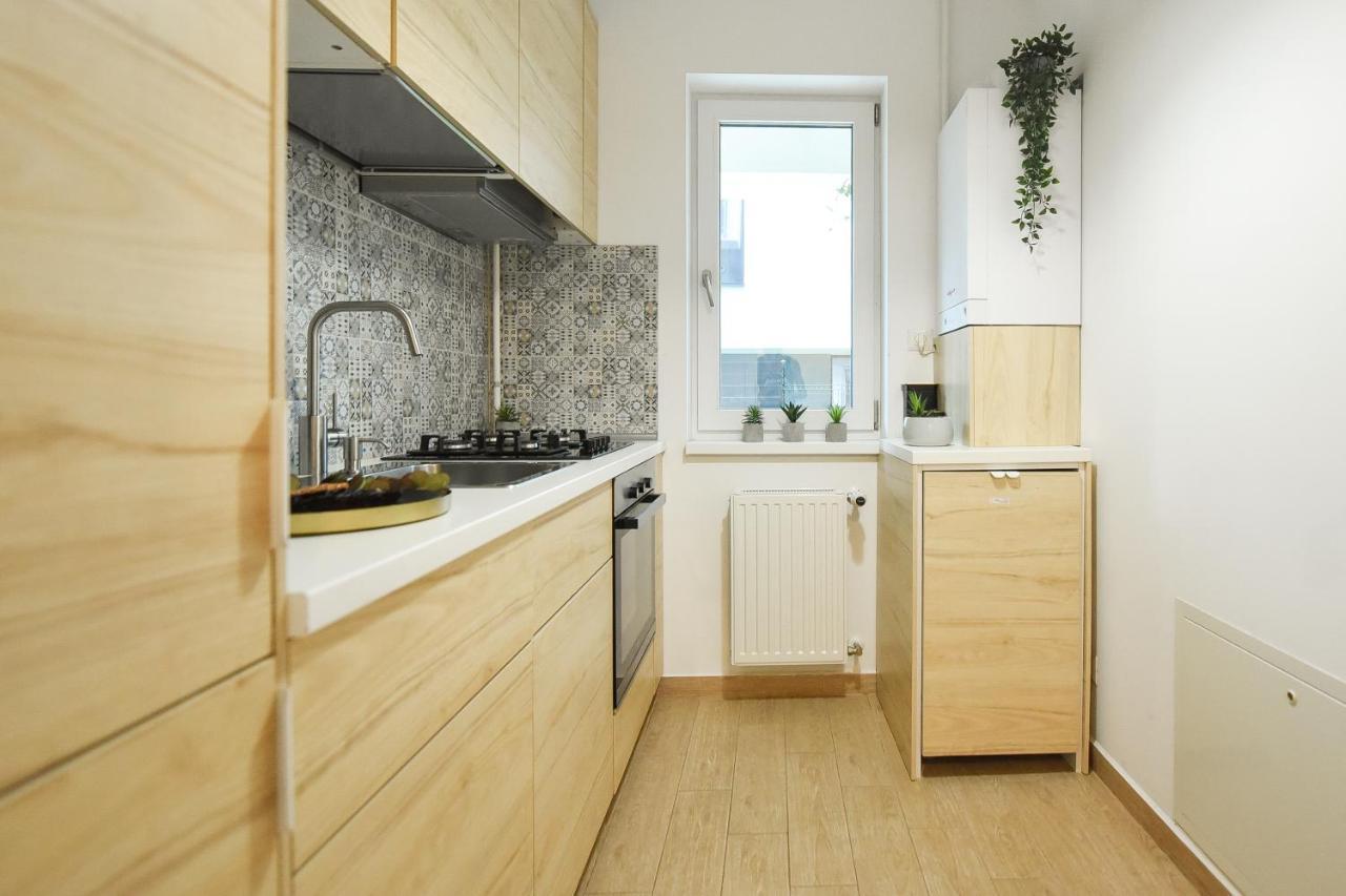 Vacation Feel - 2Br Apartment With Terrace & Private Parking In Baneasa Bucarest Exterior foto